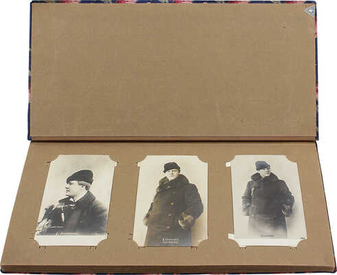 Два альбома открыток с изображением Фёдора Шаляпина из коллекции В.Г. Лидина. [Нач. XX в.].